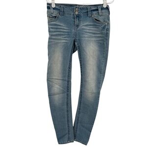 Wallflower Skinny Jeans Size 5 Junior’s